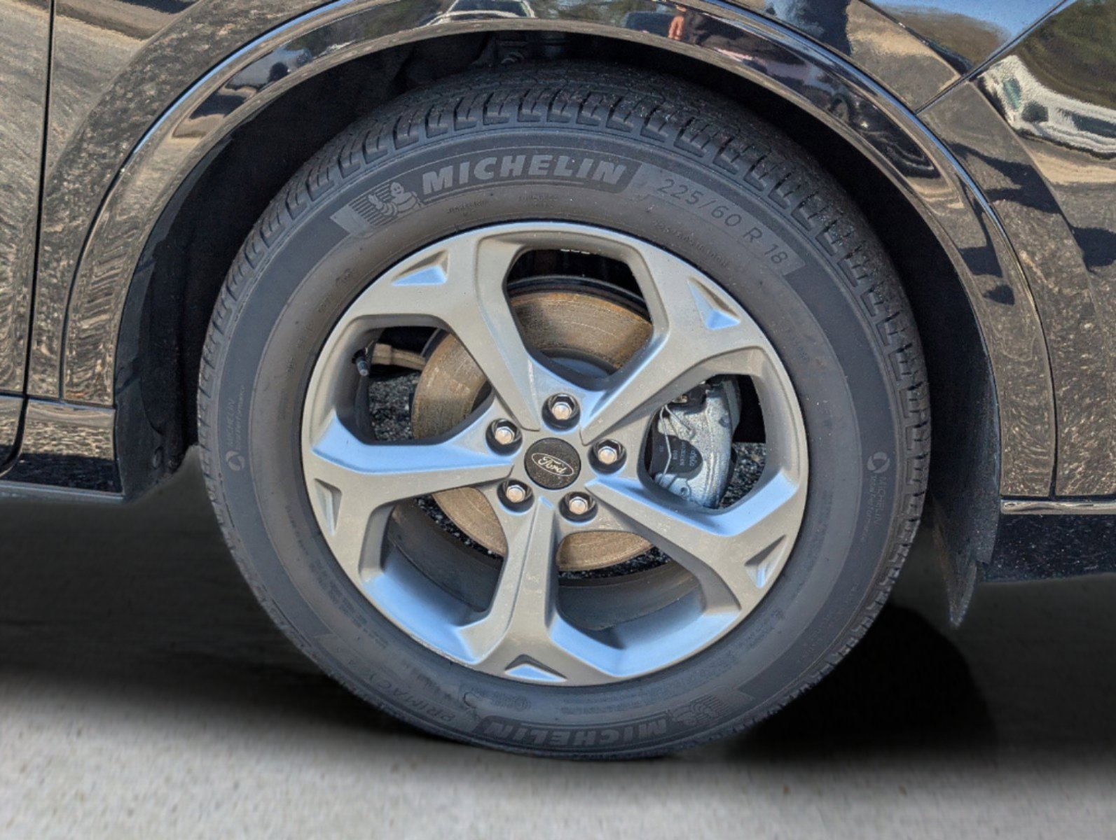 2024 Ford Escape ST-Line photo 9