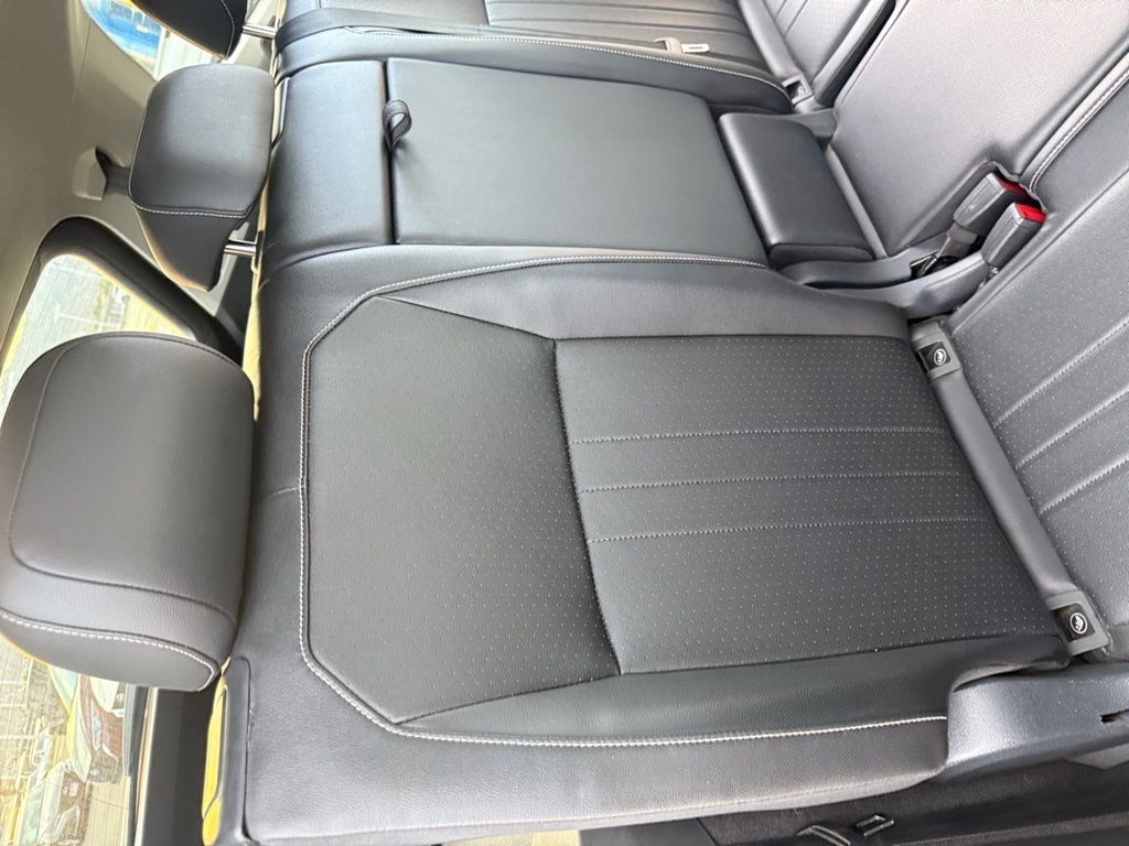 2024 Volkswagen Tiguan SE Wolfsburg Edition photo 25
