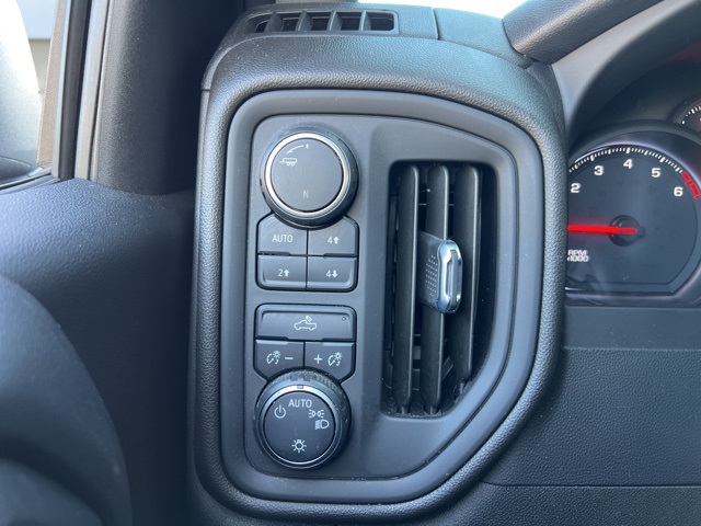2021 Chevrolet Silverado 1500 Custom Trail Boss photo 21
