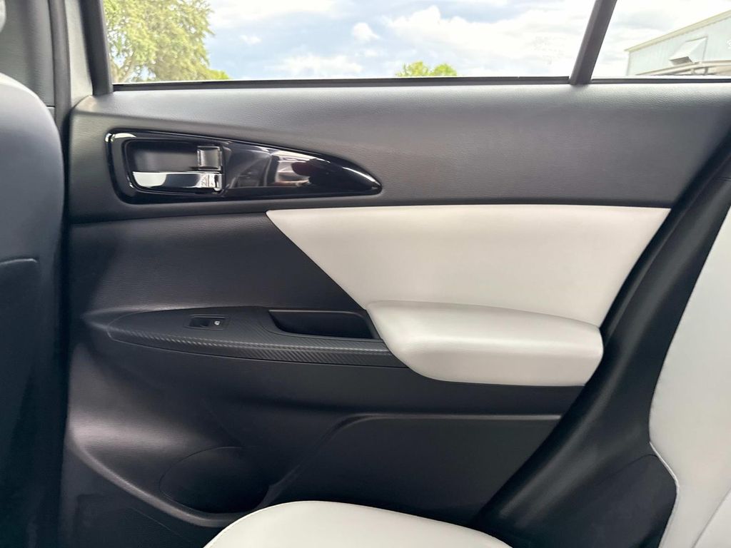 2025 Mitsubishi Eclipse Cross SEL photo 13