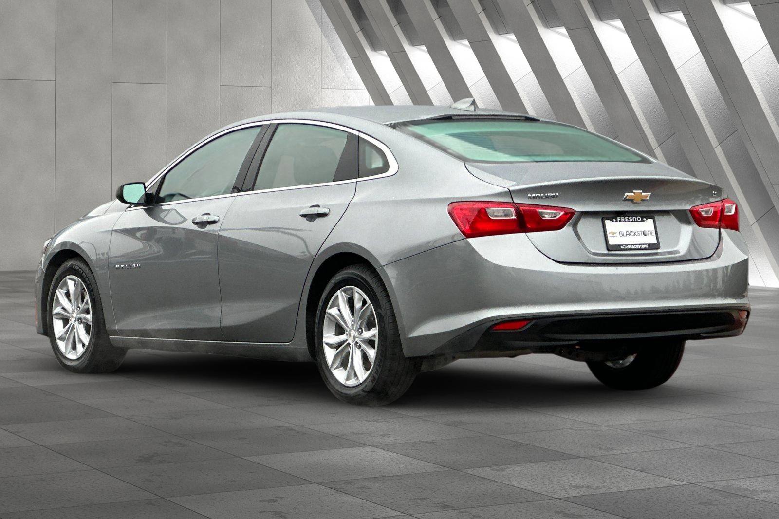 2023 Chevrolet Malibu 1LT photo 4