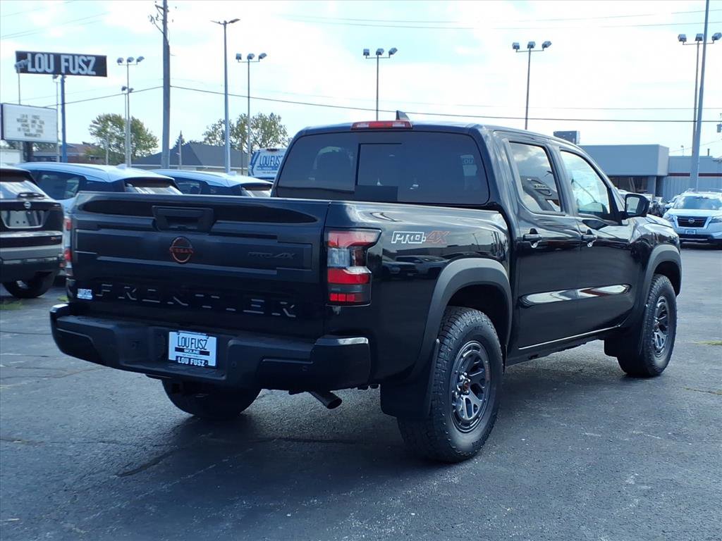 2026 Nissan Frontier Crew Cab PRO-4X photo 3