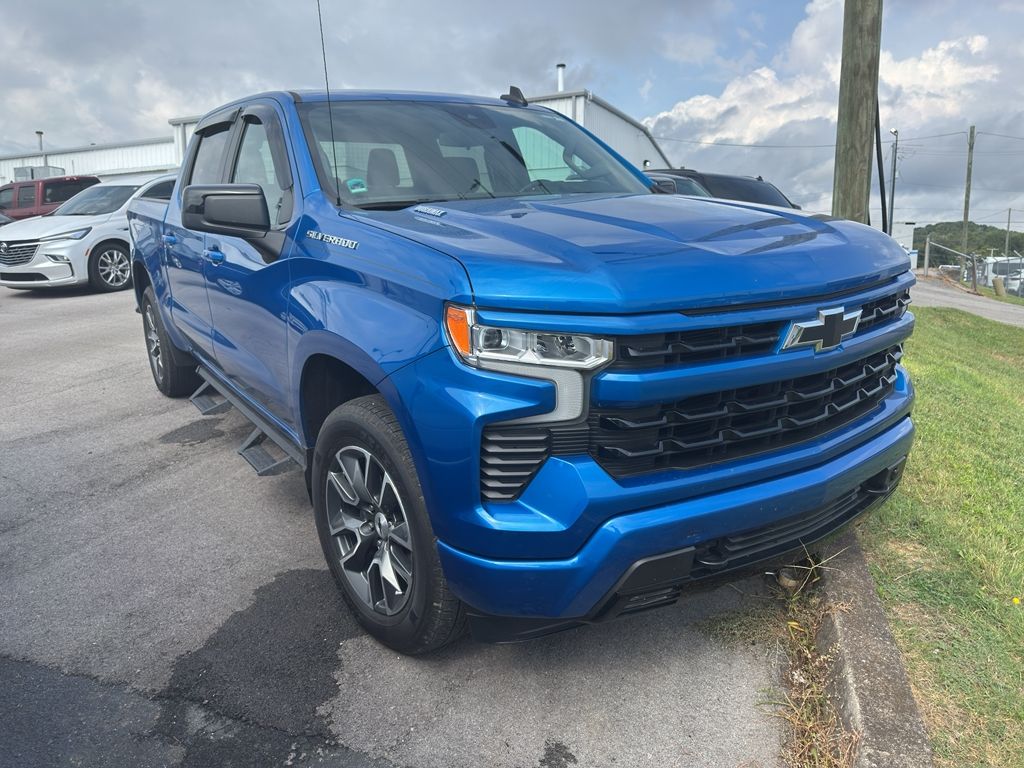 2023 Chevrolet Silverado 1500 RST photo 2