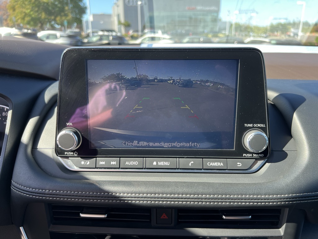 2023 Nissan Rogue SV photo 18