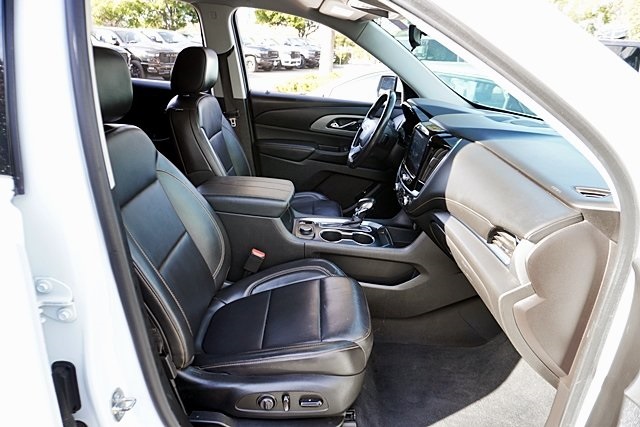 Used 2021 White Chevrolet LT Leather image 9