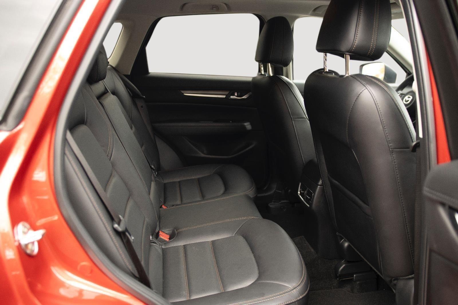 2022 Mazda CX-5 2.5 S Premium photo 12