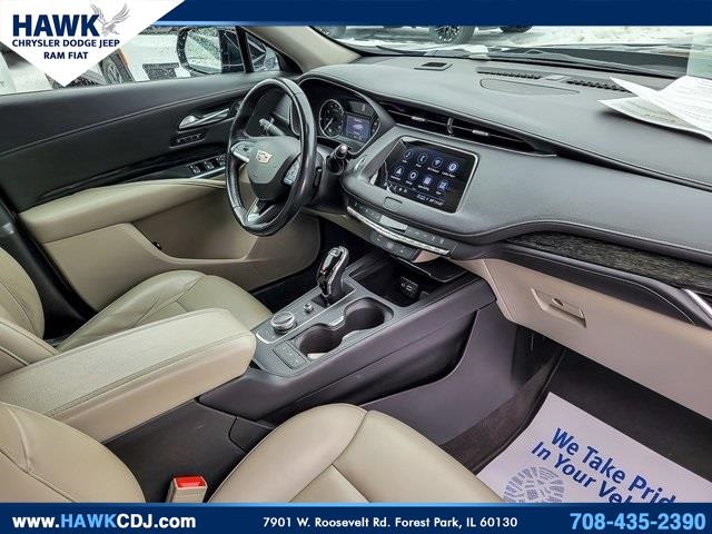 2023 CADILLAC XT4 - Image 32