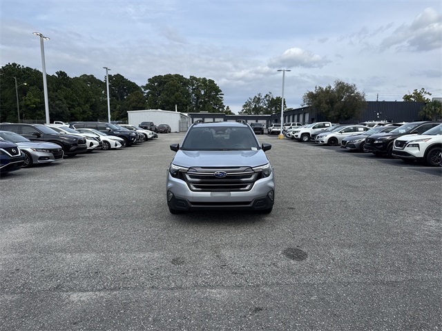 2025 Subaru Forester Premium photo 2