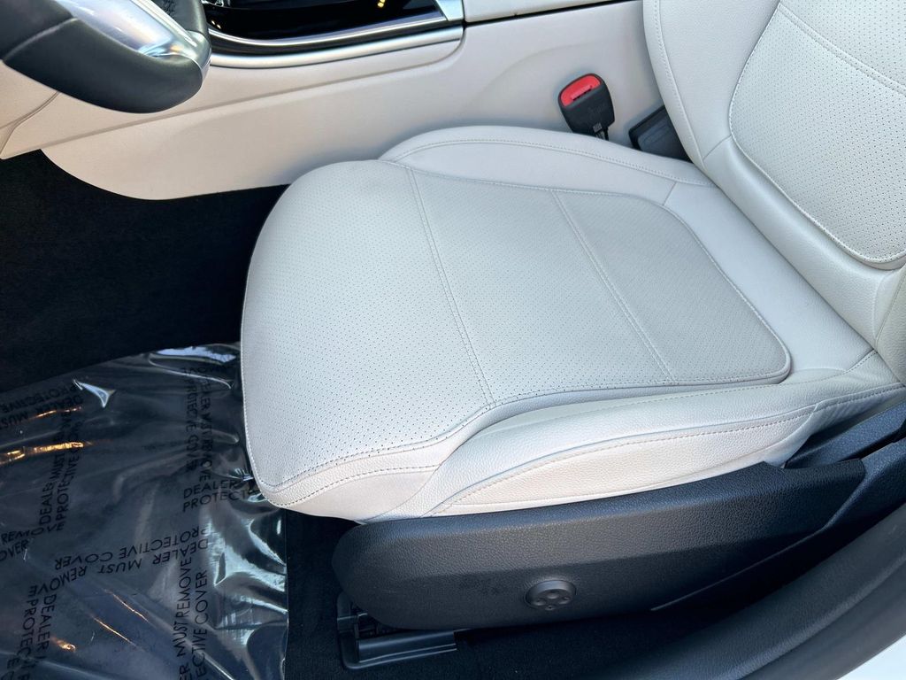 2025 Mercedes Benz C 300 4MATIC photo 37