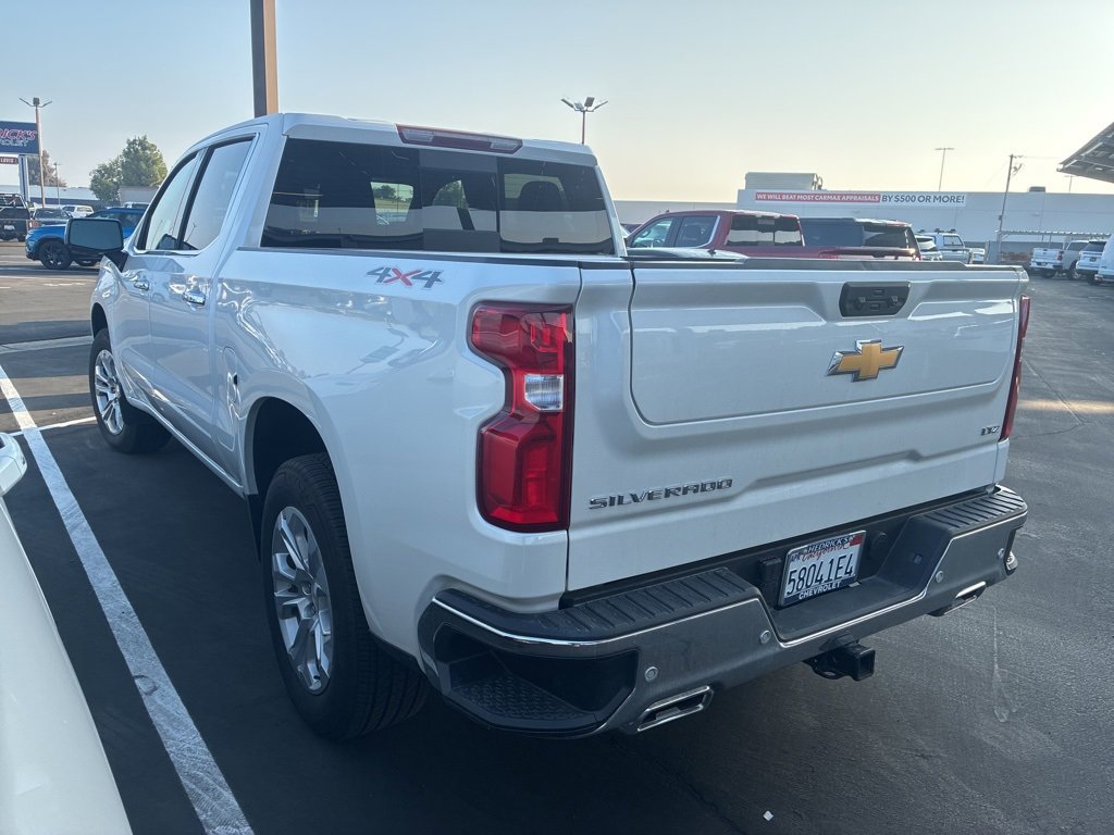 2025 Chevrolet Silverado 1500 LTZ photo 2