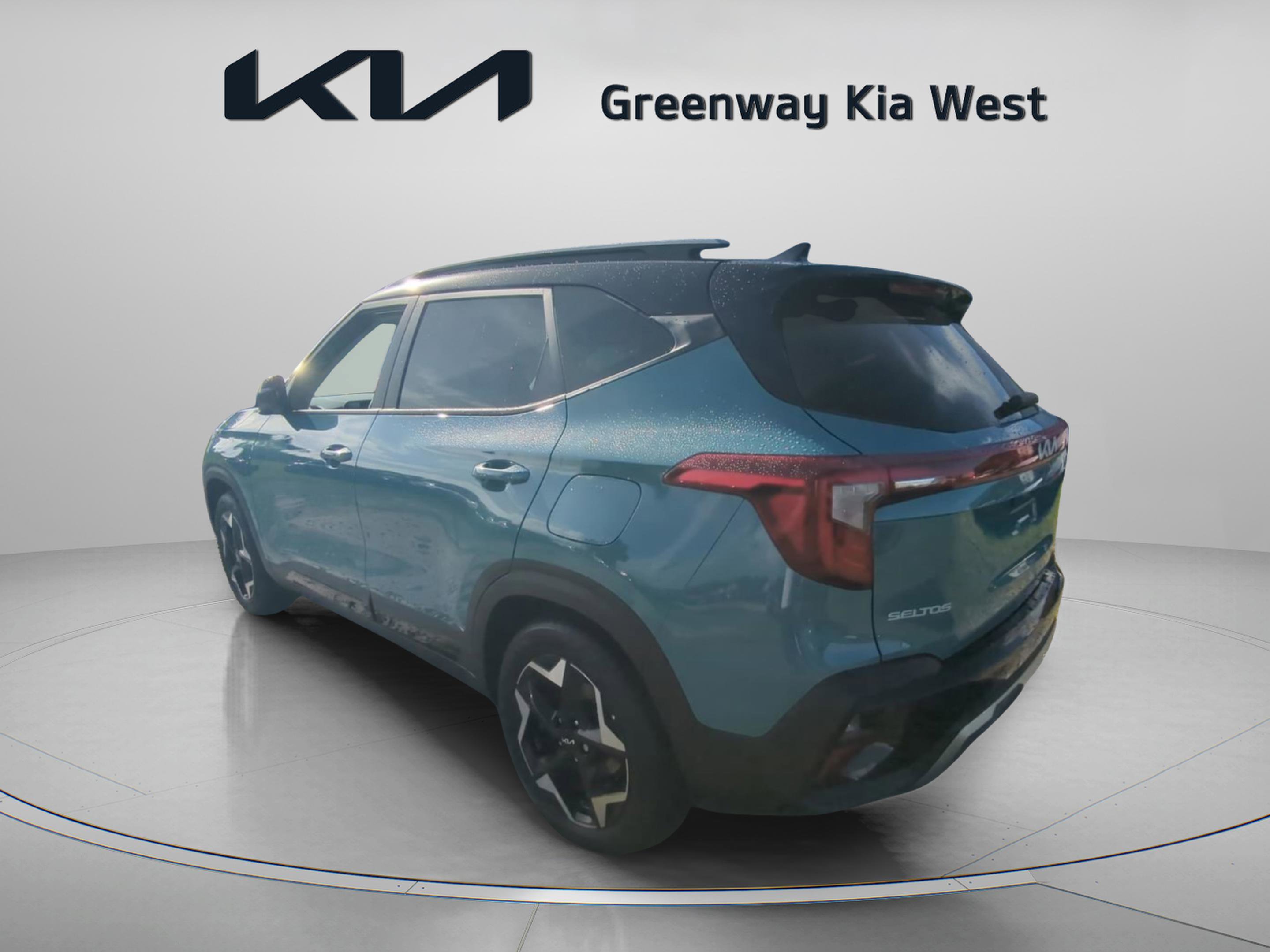 2026 Kia Seltos S photo 3