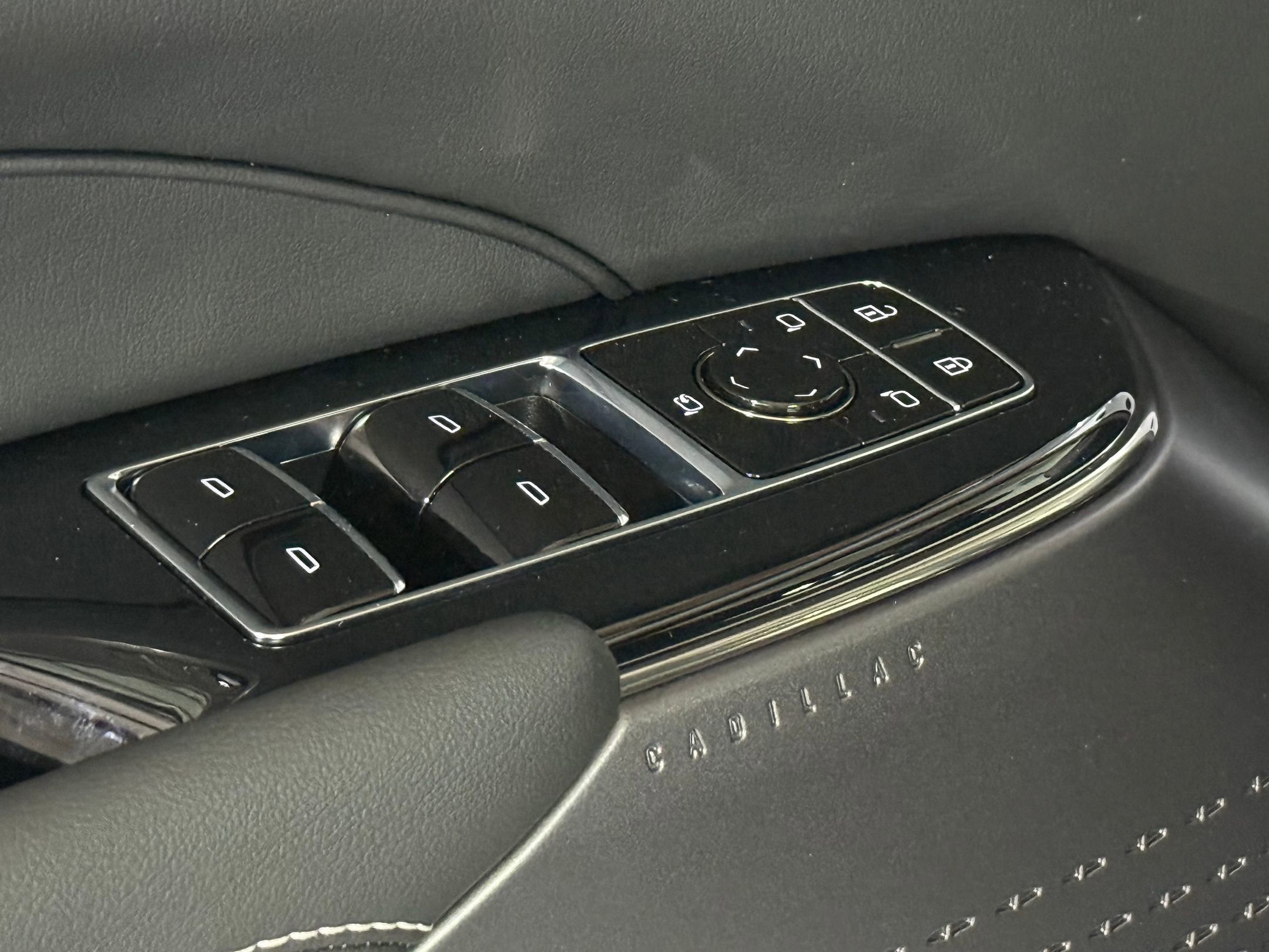 2026 Cadillac Lyriq Sport photo 19