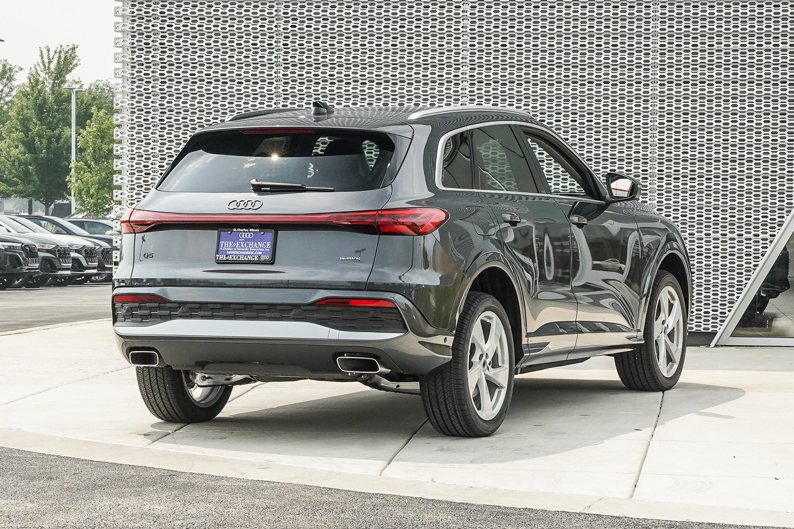2025 Audi Q5 Premium Plus photo 3