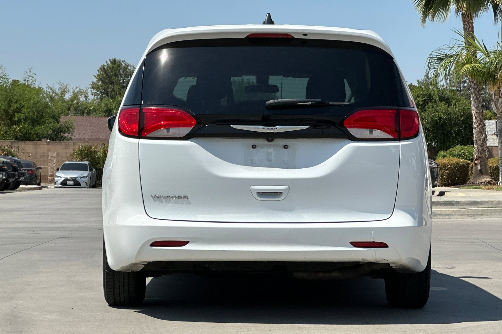 2022 Chrysler Voyager LX photo 5