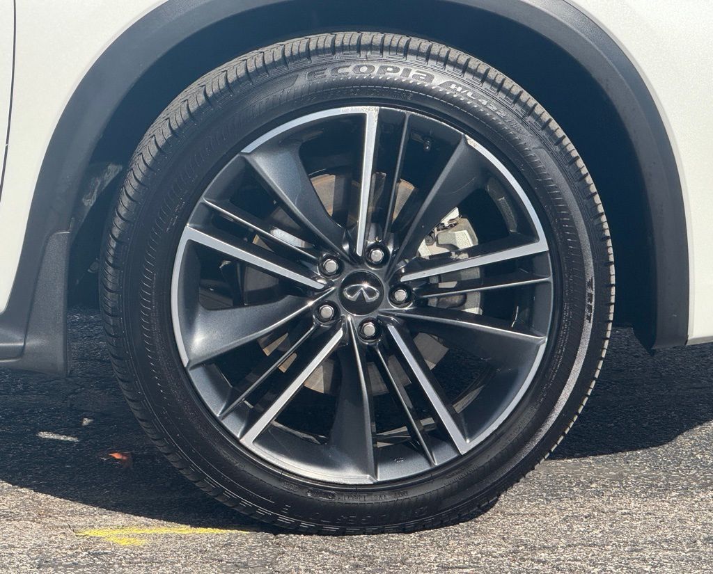 2024 Infiniti QX50 SPORT photo 3