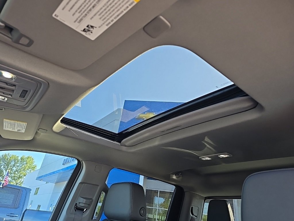 2025 Chevrolet Silverado 1500 LTZ photo 22