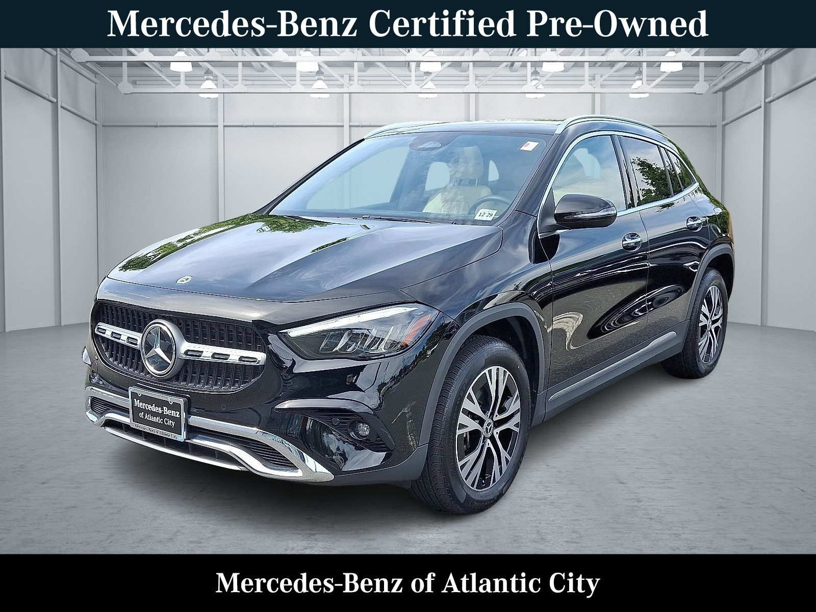 2025 Mercedes Benz GLA 250 4MATIC photo 3