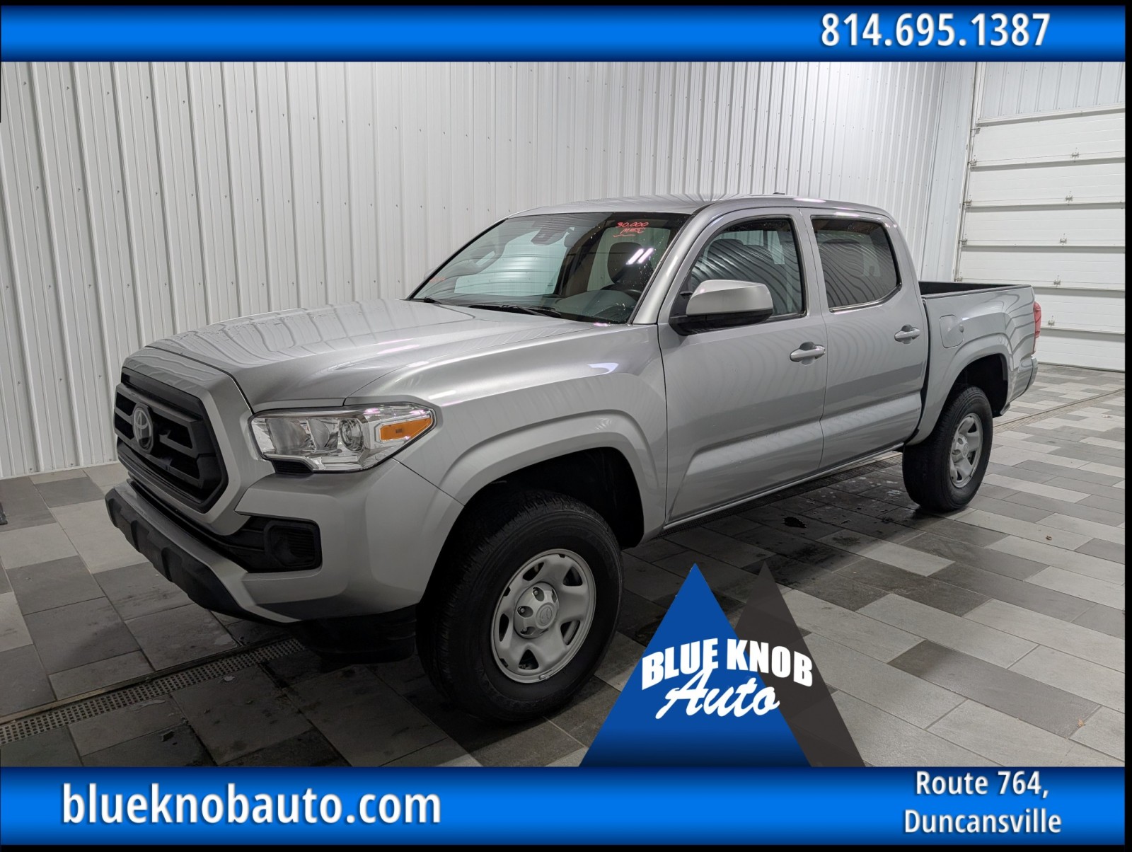 2023 Toyota Tacoma SR's photo