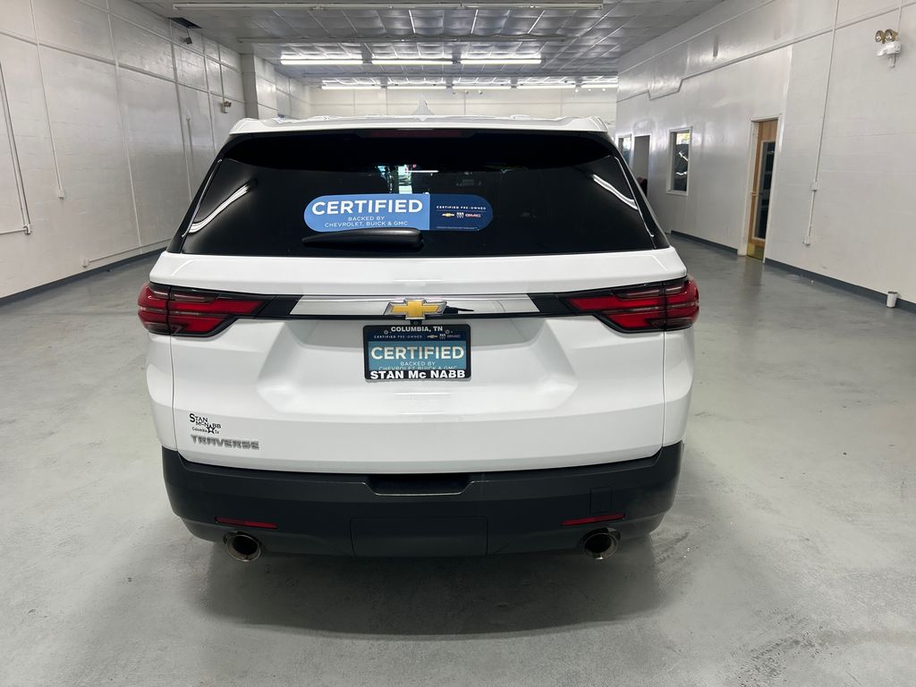 2023 Chevrolet Traverse LS photo 4
