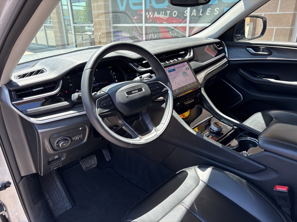 2023 Jeep Cherokee 4xe photo 10