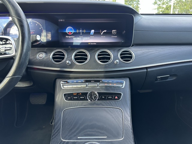 2019 Mercedes Benz E 300 4MATIC photo 10