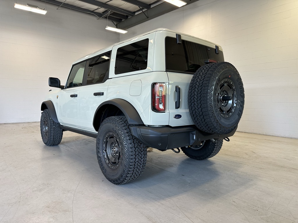 2025 Ford Bronco Badlands photo 3