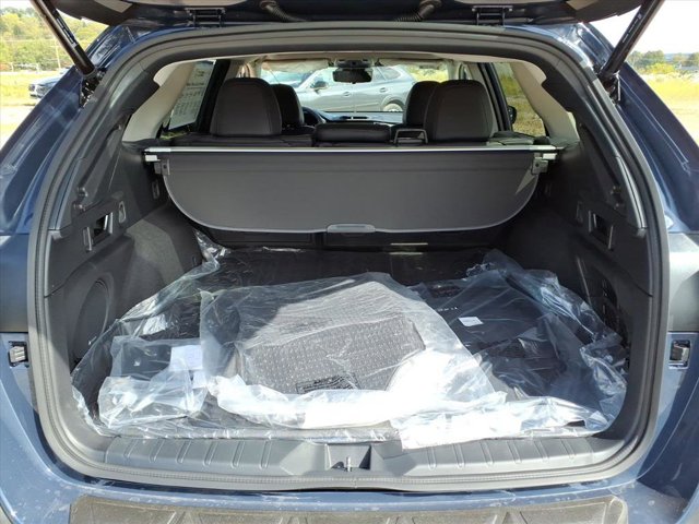 2025 Subaru Outback Touring XT photo 2