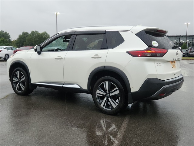 2023 Nissan Rogue SL photo 4