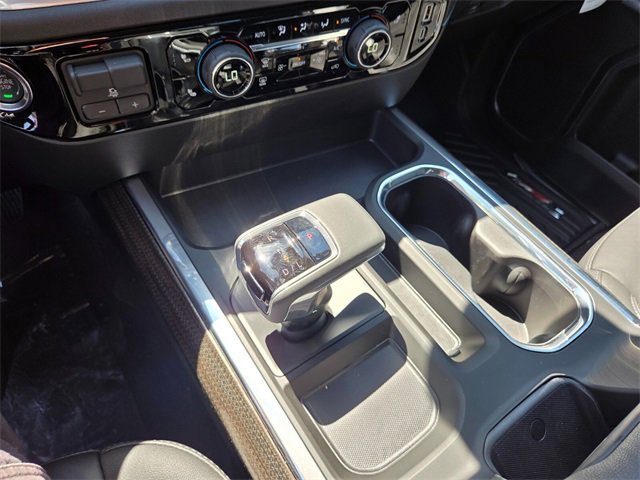 2026 Chevrolet Silverado RST photo 14