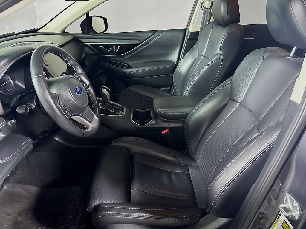 2022 Subaru Outback Limited photo 11