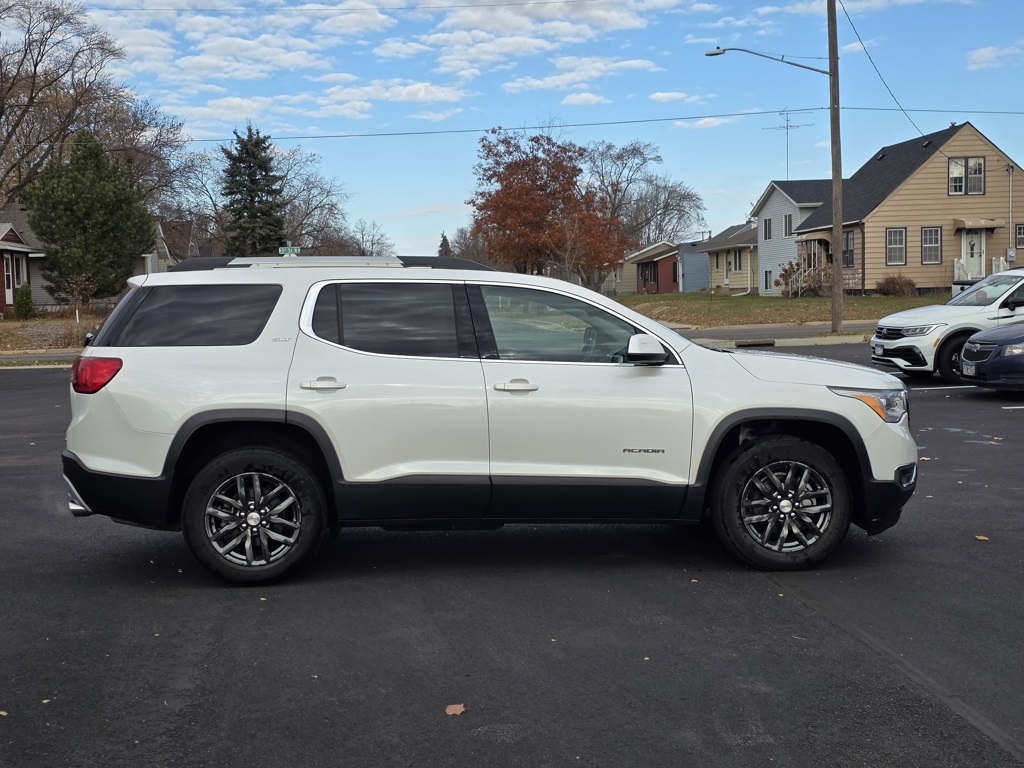 2019 GMC Acadia SLT-1's photo