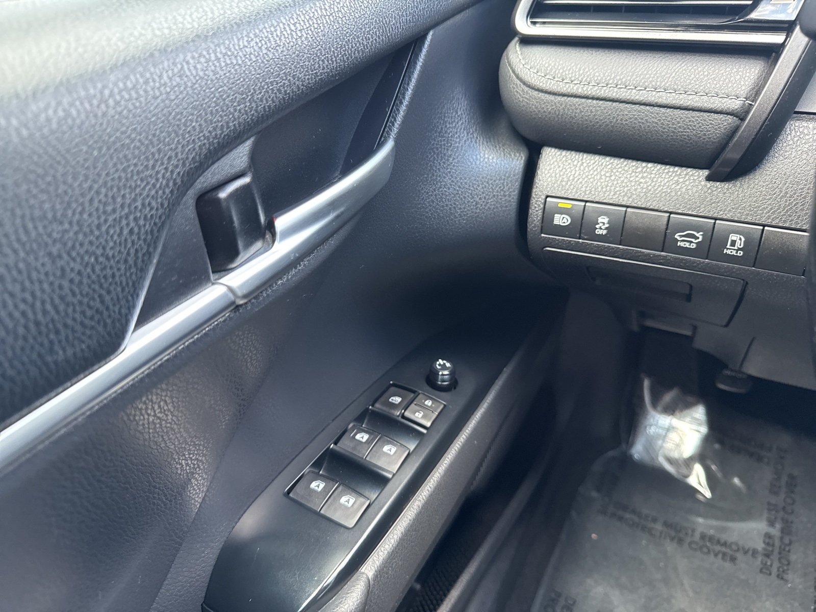 2019 Toyota Camry SE photo 21