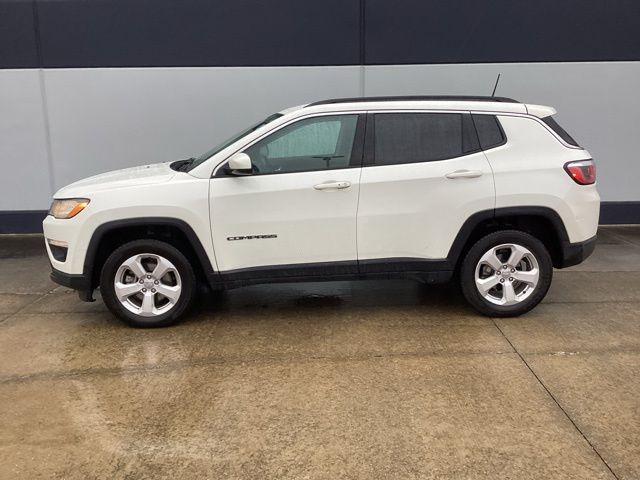 2020 Jeep Compass Latitude photo 3
