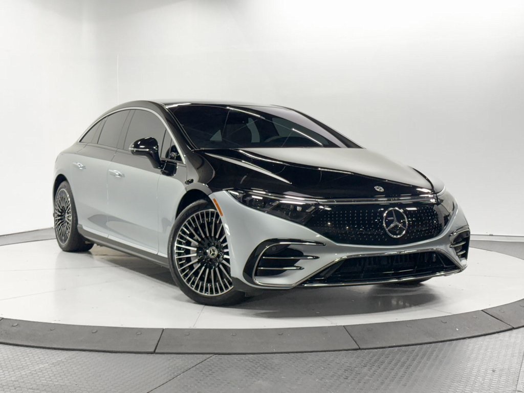 2022 Mercedes-Benz EQS's photo