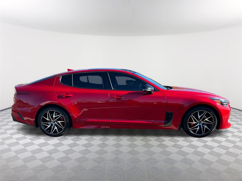2023 Kia Stinger GT-Line photo 4