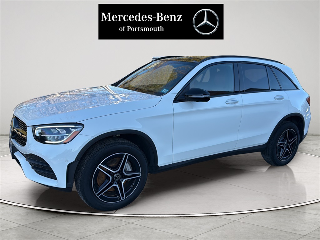 2022 Mercedes-Benz GLC GLC300's photo