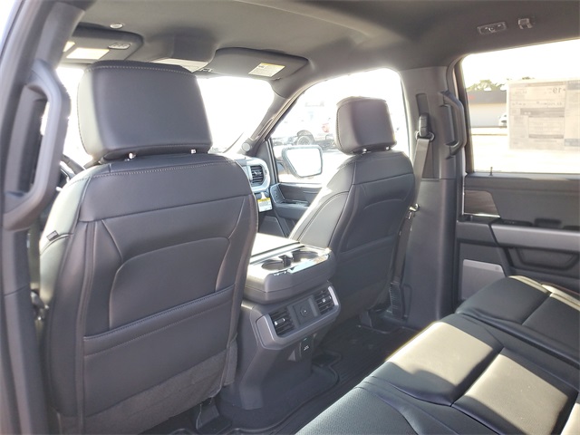 2025 Ford F-150 Lariat photo 10