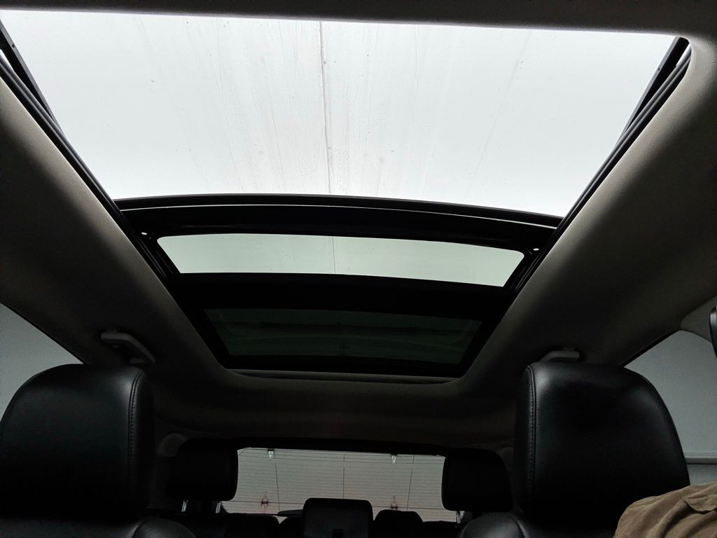 2020 Ford Edge Titanium photo 7