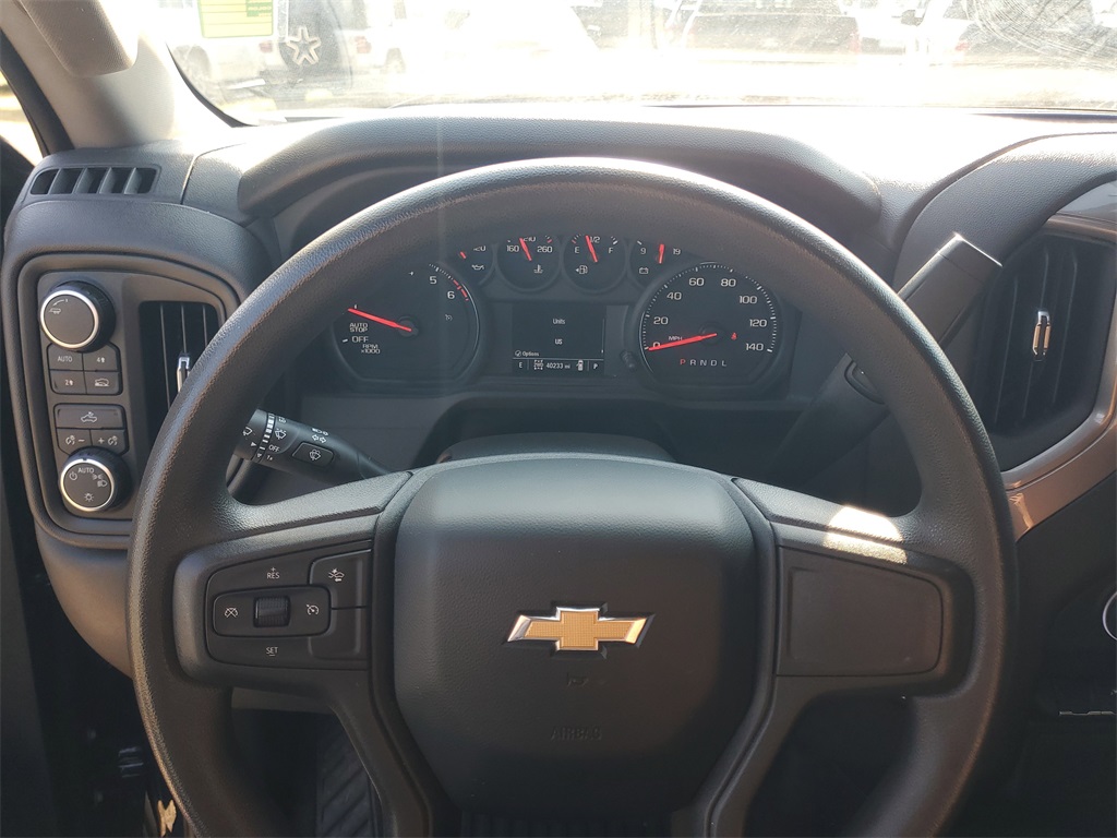 2022 Chevrolet Silverado 1500 Custom photo 15