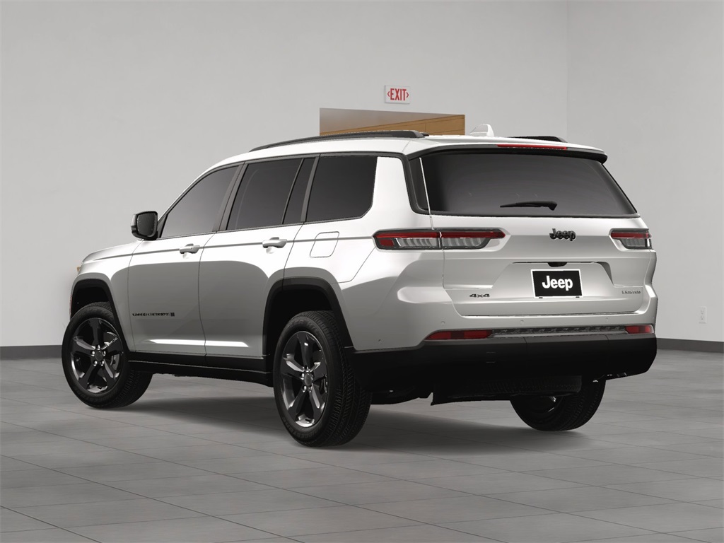 2024 Jeep Grand Cherokee Limited photo 4