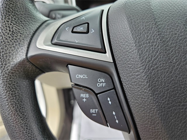 2020 Ford Fusion Hybrid SE photo 26
