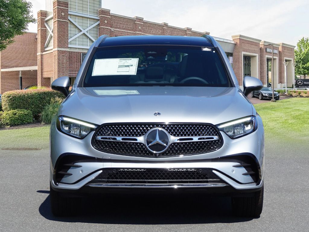 2025 Mercedes Benz GLC 350e 4MATIC photo 2