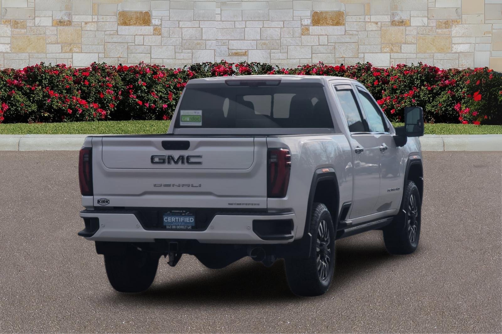 2024 Gmc Sierra HD Denali Ultimate photo 3