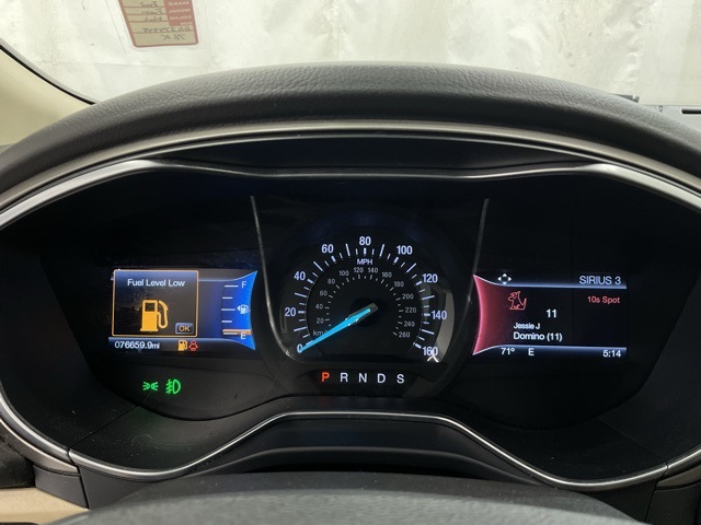 2016 Ford Fusion SE photo 14