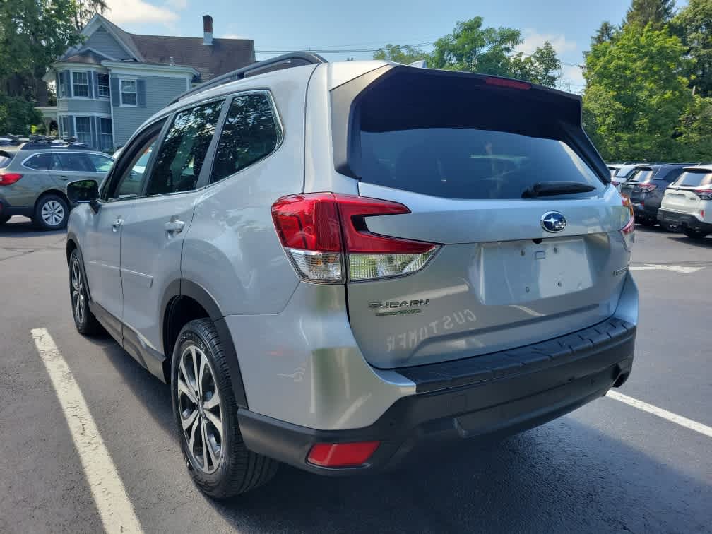 2021 Subaru Forester Limited photo 4