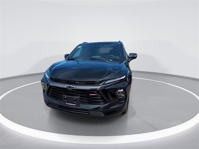 2025 Chevrolet Blazer RS photo 3