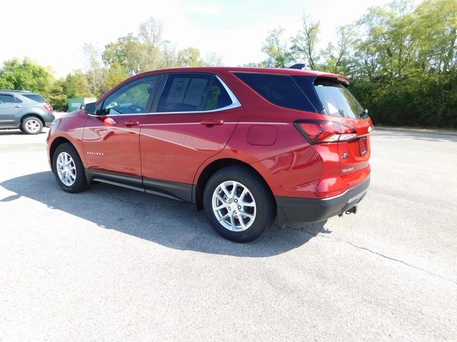 2024 Chevrolet Equinox LT photo 3