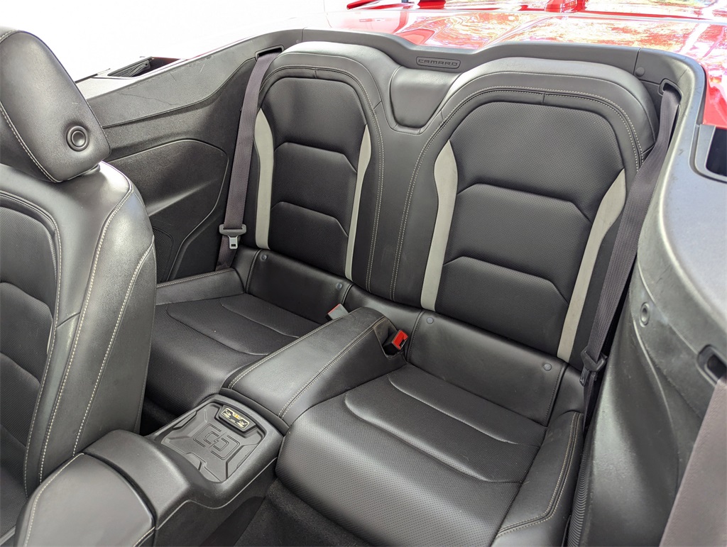 2017 Chevrolet Camaro 2LT photo 26