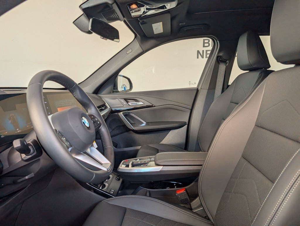 2026 Bmw X1 XDrive28i photo 2