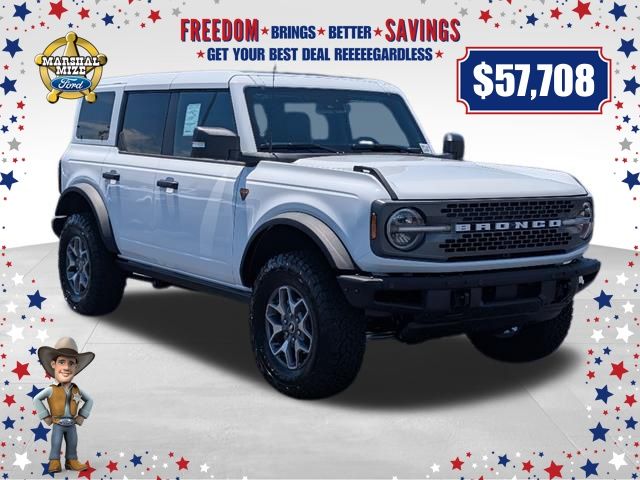 New 2025 Oxford White Ford Badlands image 1